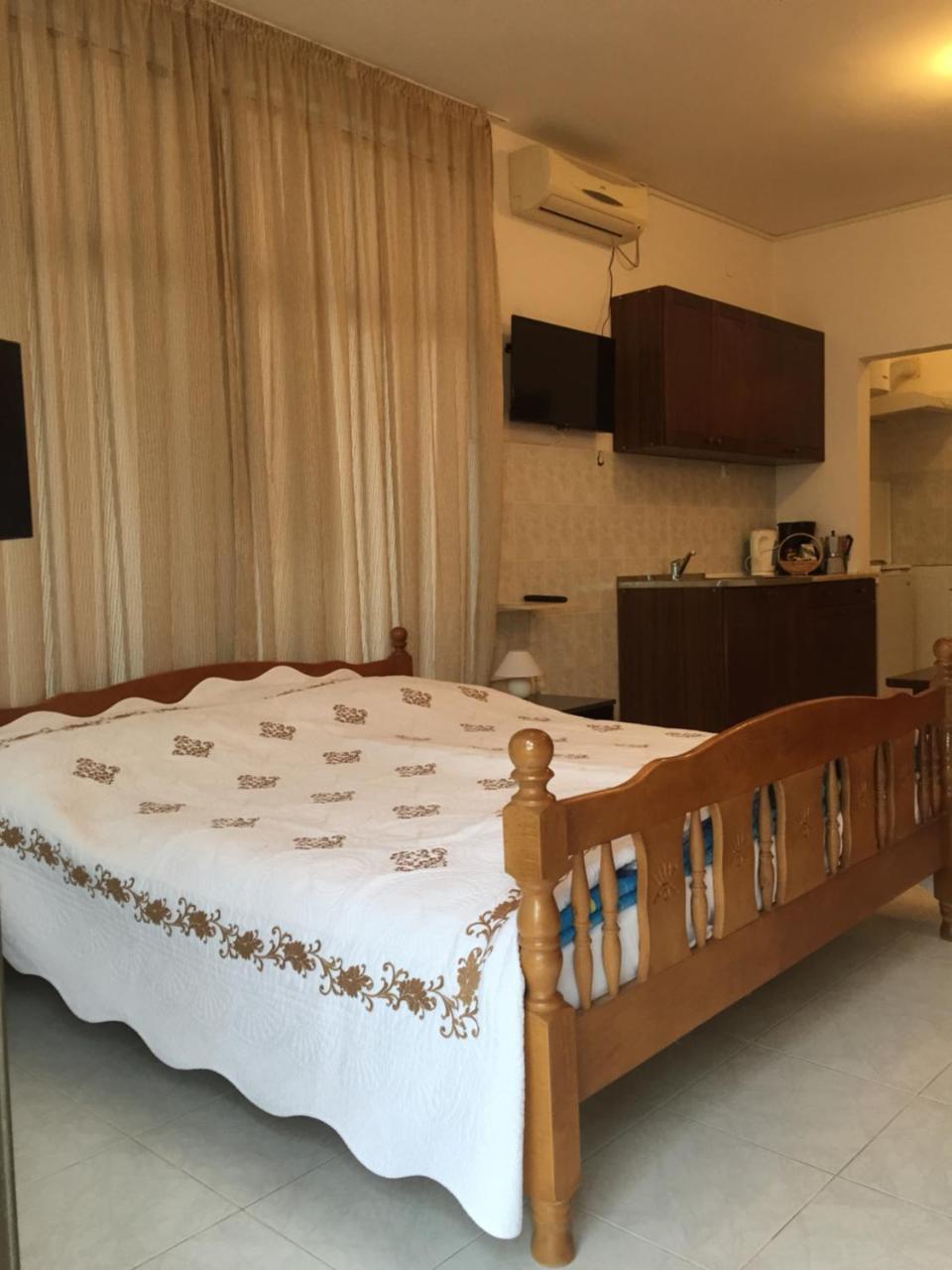 Studio Max Bijela Ngoại thất bức ảnh