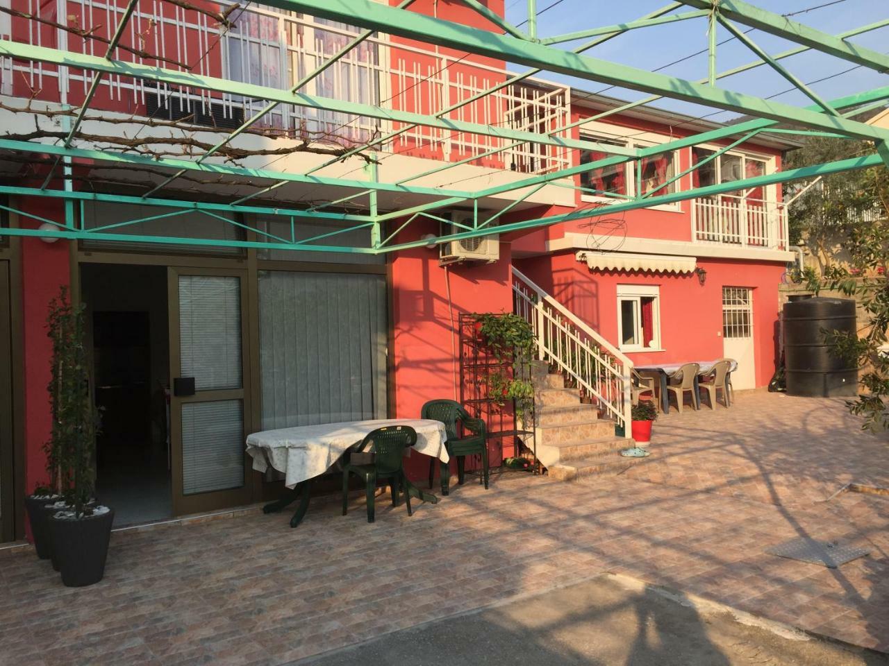 Studio Max Bijela Ngoại thất bức ảnh